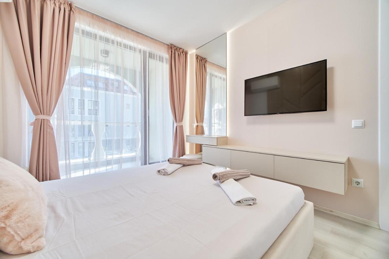 Mediterranea Complex - Luxury Apartment With Sea & Pool View! Варна Екстериор снимка