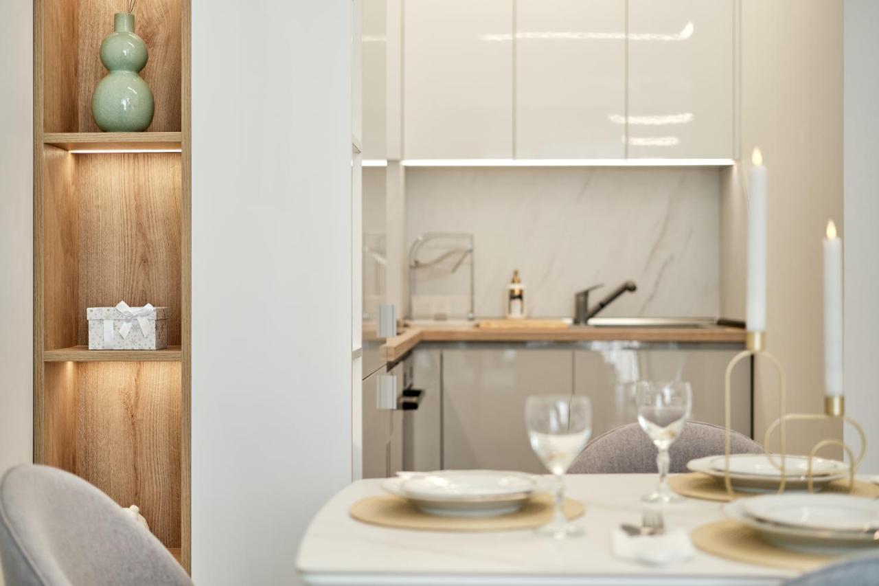 Mediterranea Complex - Luxury Apartment With Sea & Pool View! Варна Екстериор снимка