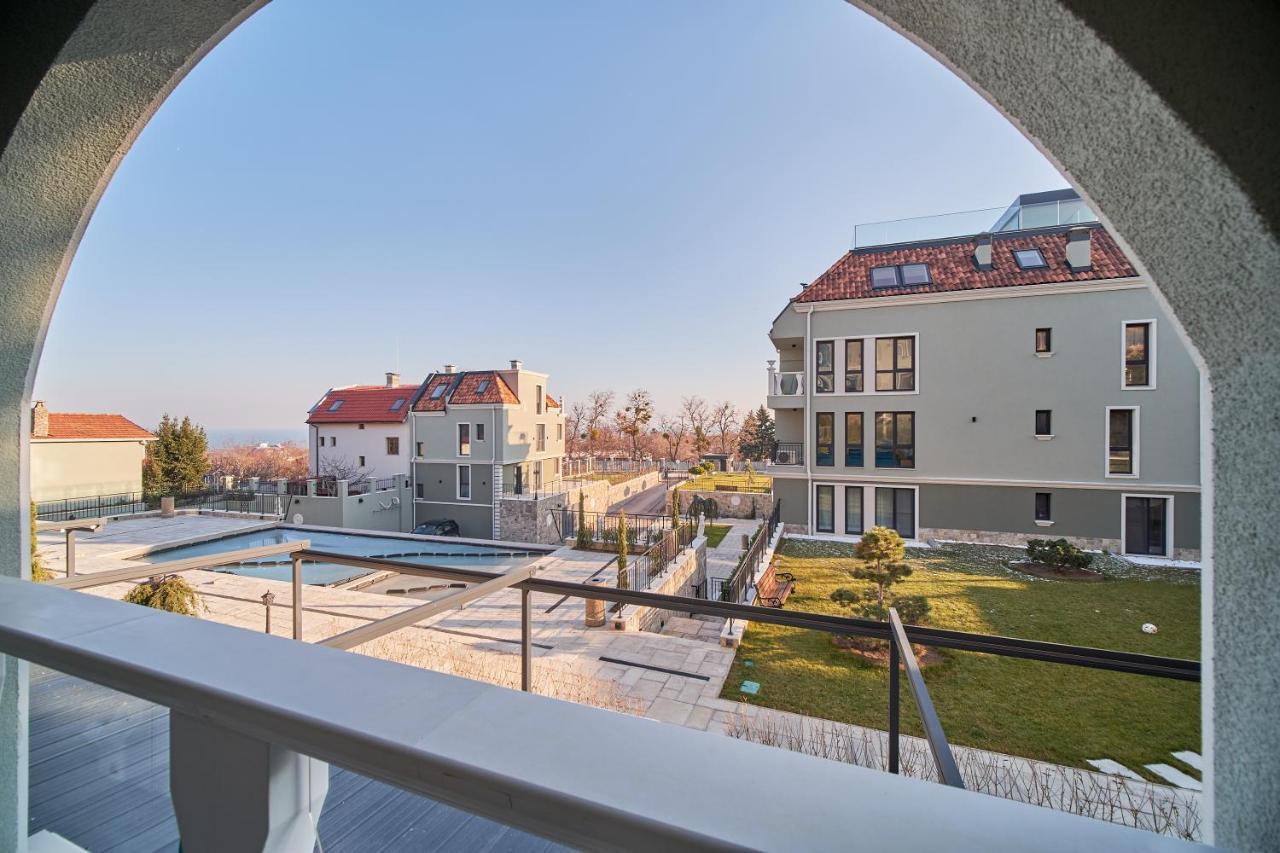 Mediterranea Complex - Luxury Apartment With Sea & Pool View! Варна Екстериор снимка