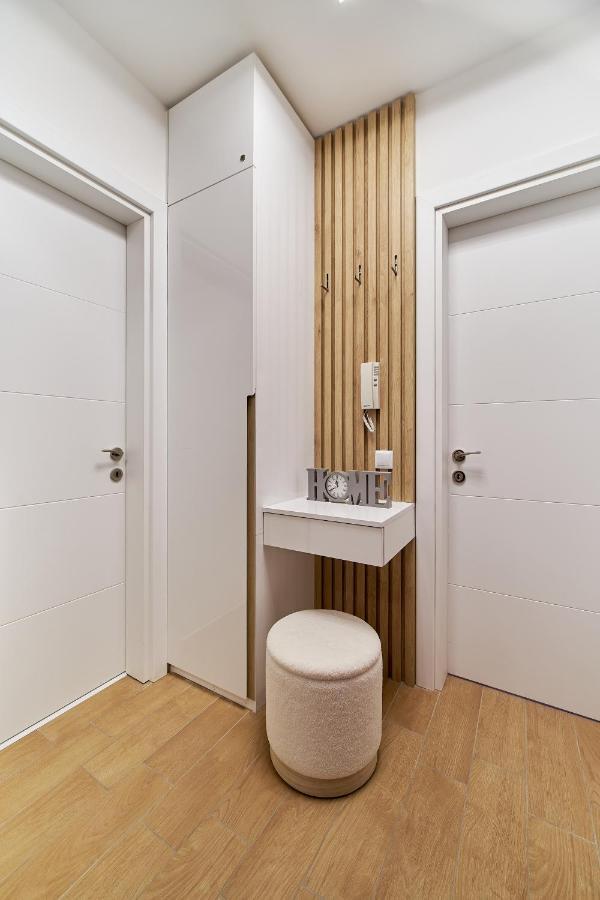 Mediterranea Complex - Luxury Apartment With Sea & Pool View! Варна Екстериор снимка
