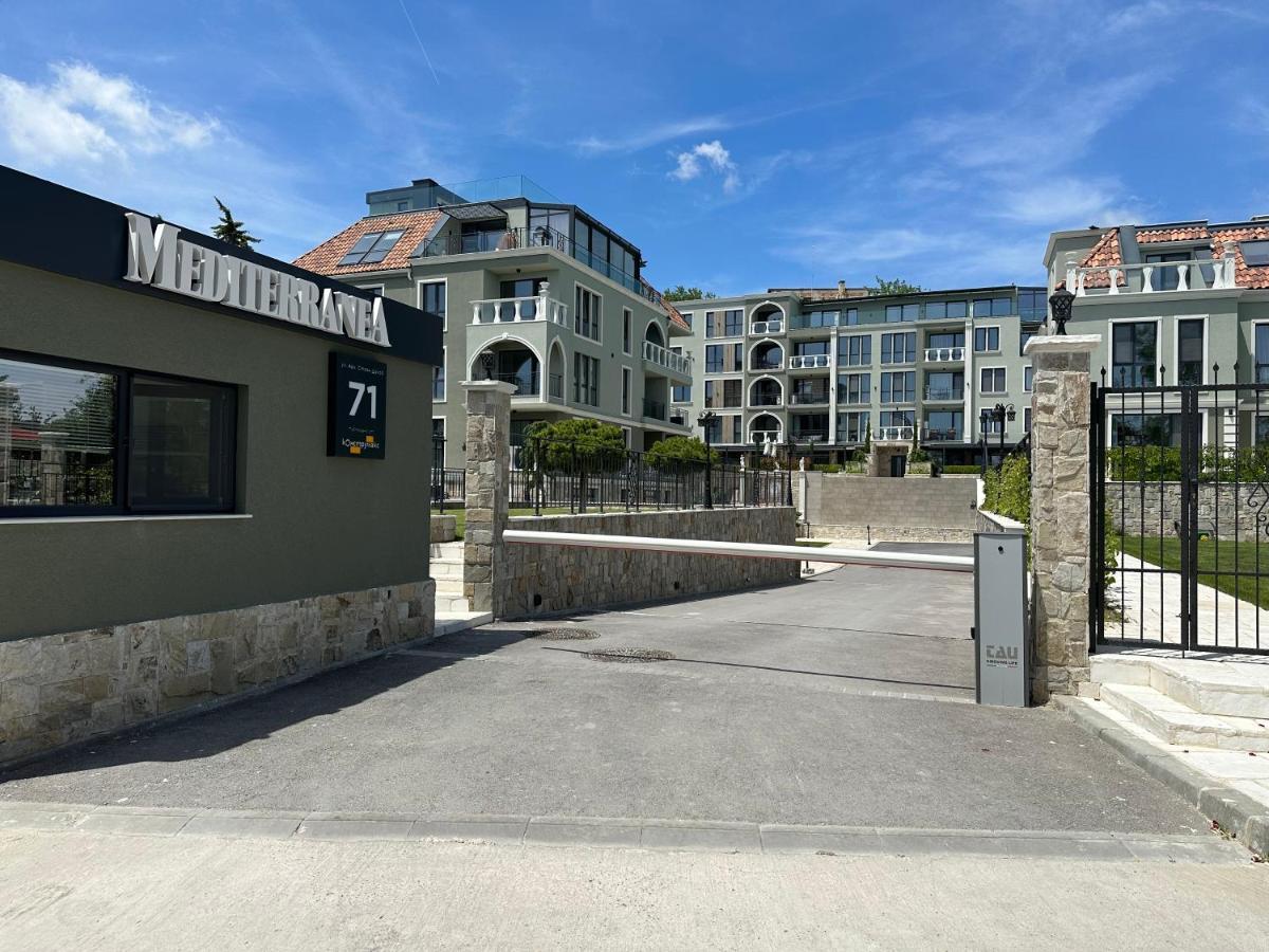 Mediterranea Complex - Luxury Apartment With Sea & Pool View! Варна Екстериор снимка